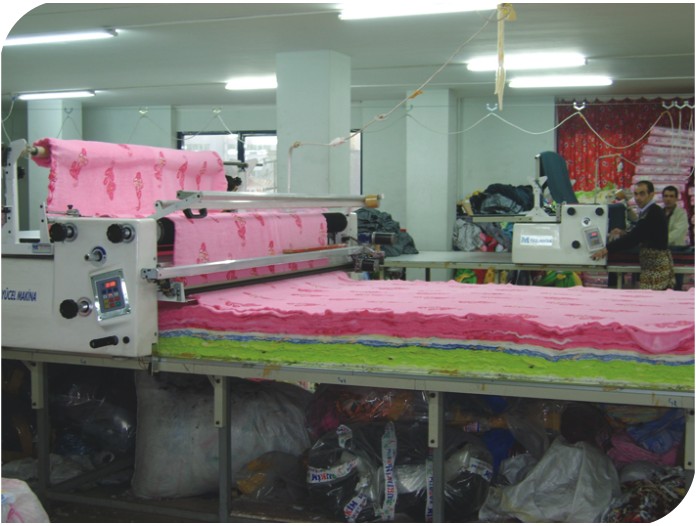 YARI OTOMATİK SERİM MAKINAS-MAUEL FABRIC SREADERS